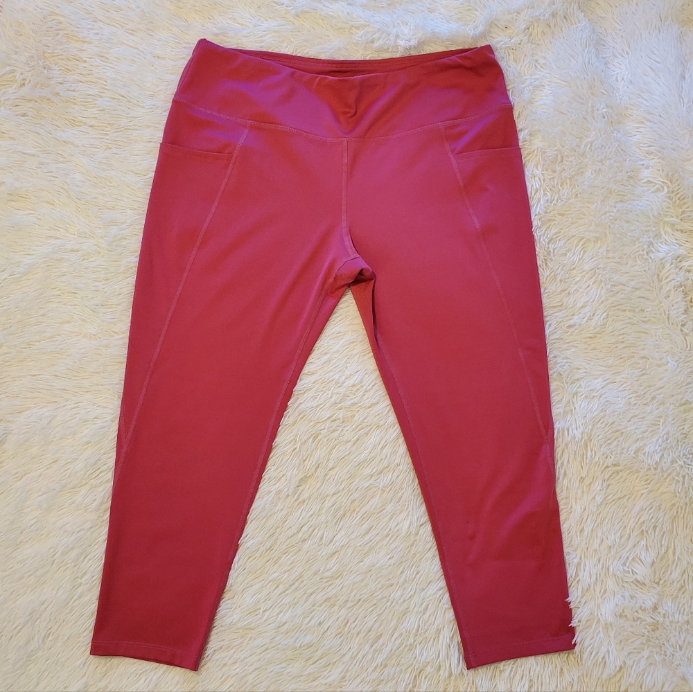Women's RB3 Pink Cropped Leggings
